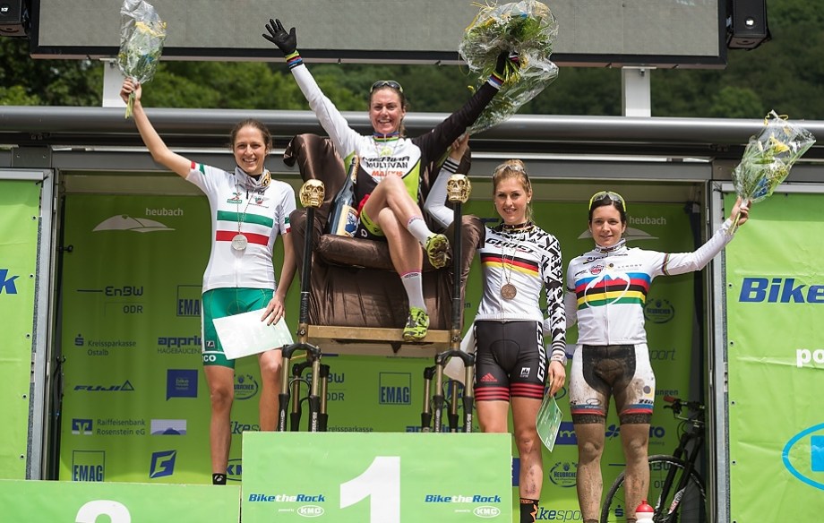 160619_04551_by_Kuestenbrueck_GER_Heubach_XCO_WE_WJ_ceremony_Campuzano_Dahle_GrobertHe_Forchini