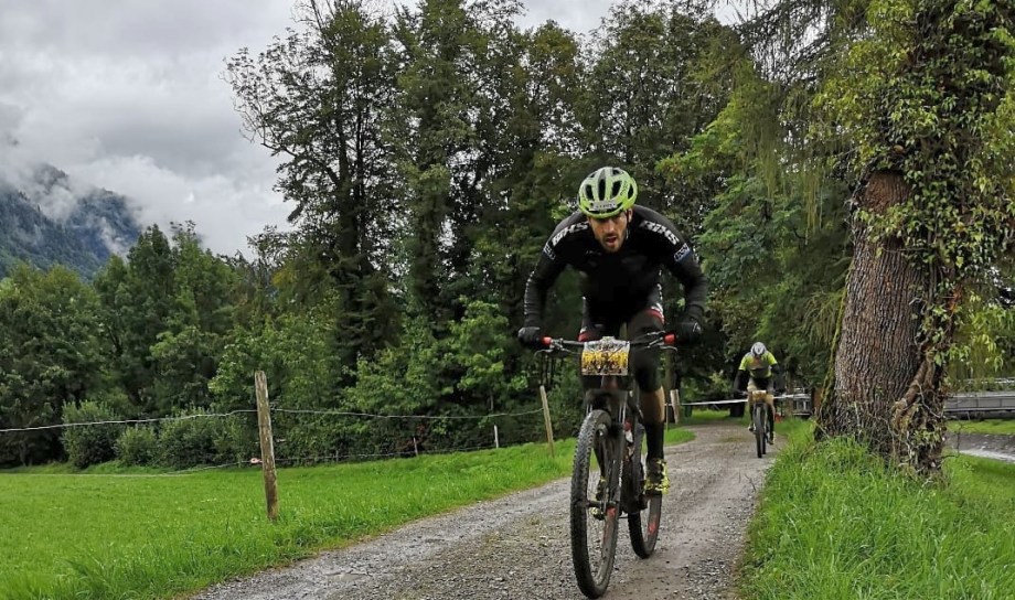 Marti sehr stark im Aufstieg zum Ächerlipass (002)